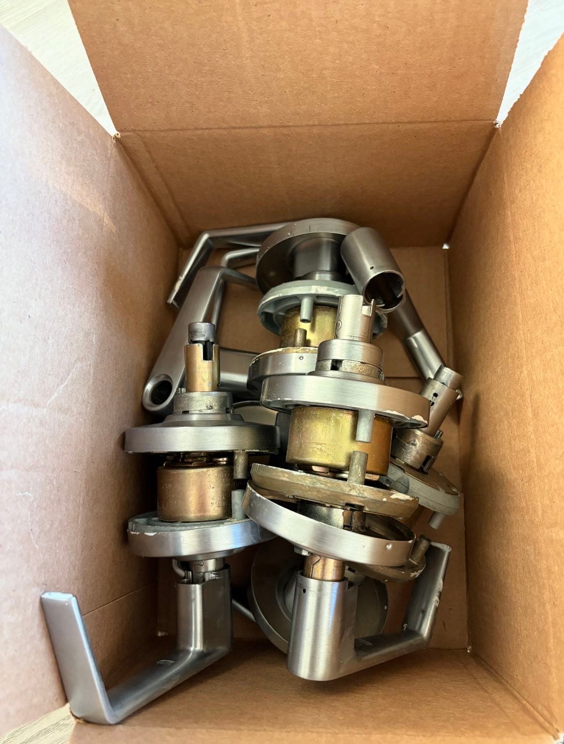 Contractor/Flipper Special-Hardware (Doors & Miscellaneous) - Used - Phoenix | OFFLOADIT Marketplace